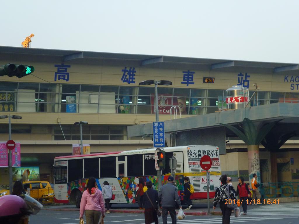 Sunwise Hotel Kaohsiung Extérieur photo
