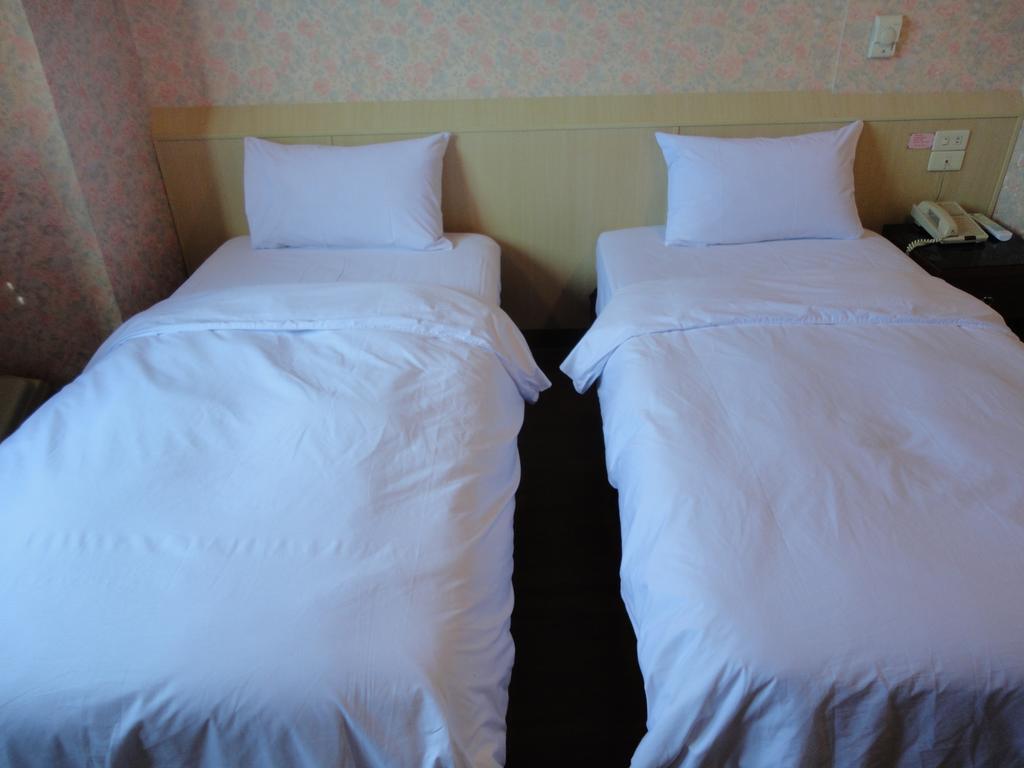 Sunwise Hotel Kaohsiung Extérieur photo